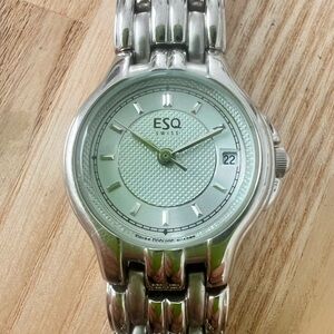 ESQ by Movado ladies silver tone classic dress watch NEW BATTERY